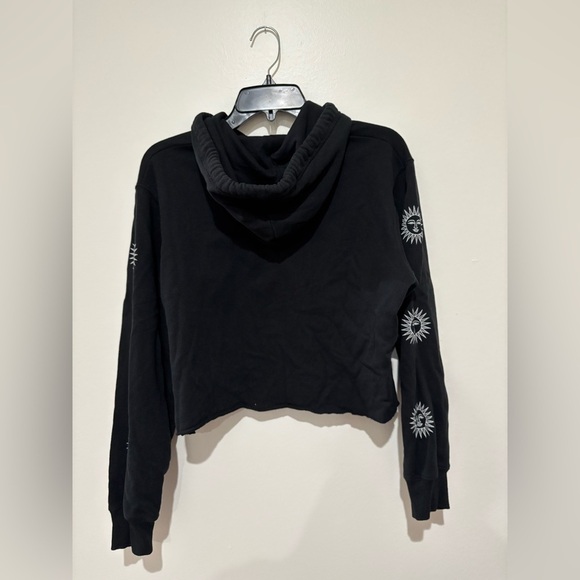 Hollister Black cropped Hoodie with Sun - Picture 4 of 5